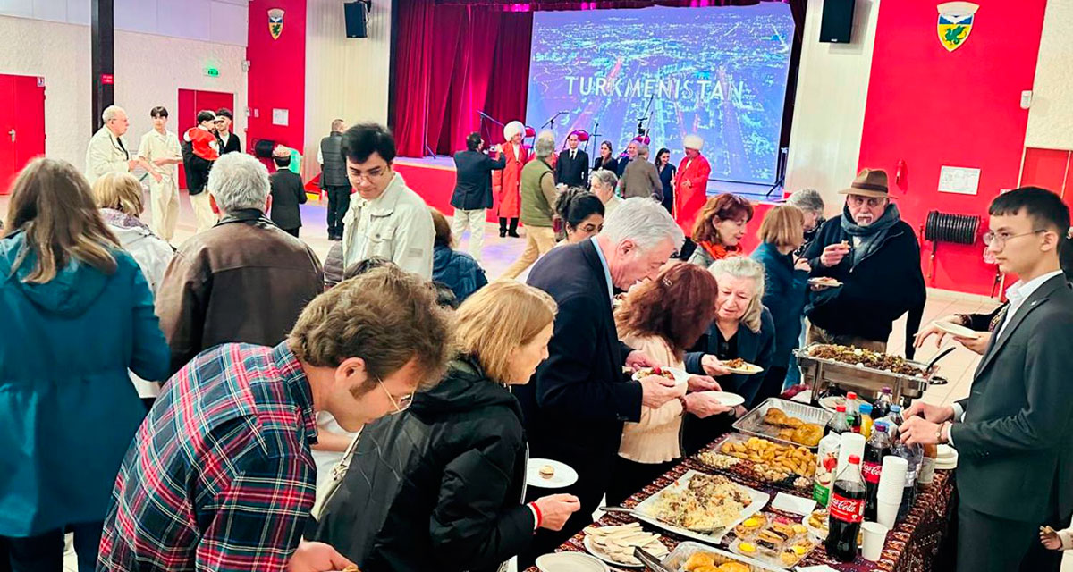 Concert of Masters of Culture and Arts of Turkmenistan in Gretz-Armainvilliers