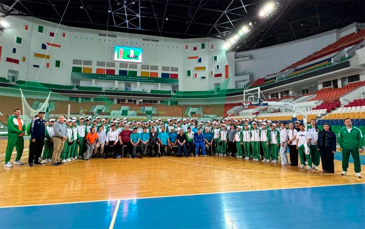 В Ашхабаде отметили Всемирный день здоровья масштабной спортивной акцией