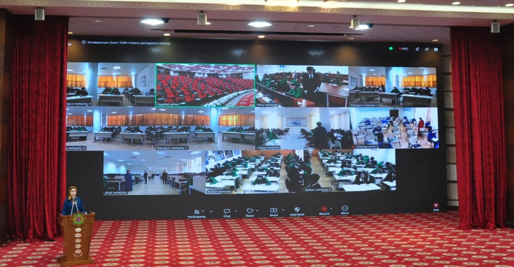 В туркменском вузе стартовали предметные олимпиады для школьников в честь Международного дня образования