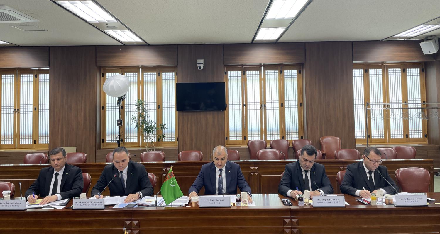 Seulda Türkmenistanyň we Koreýa Respublikasynyň DIM-leriniň arasynda konsullyk meseleleri boýunça geňeşmeler geçirildi