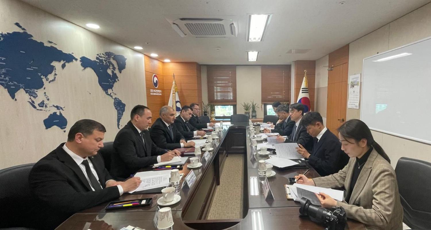 Türkmenistanyň Daşary işler ministriniň orunbasary Koreýa Respublikasynyň Immigrasiýa gullugynyň Komissary bilen duşuşdy