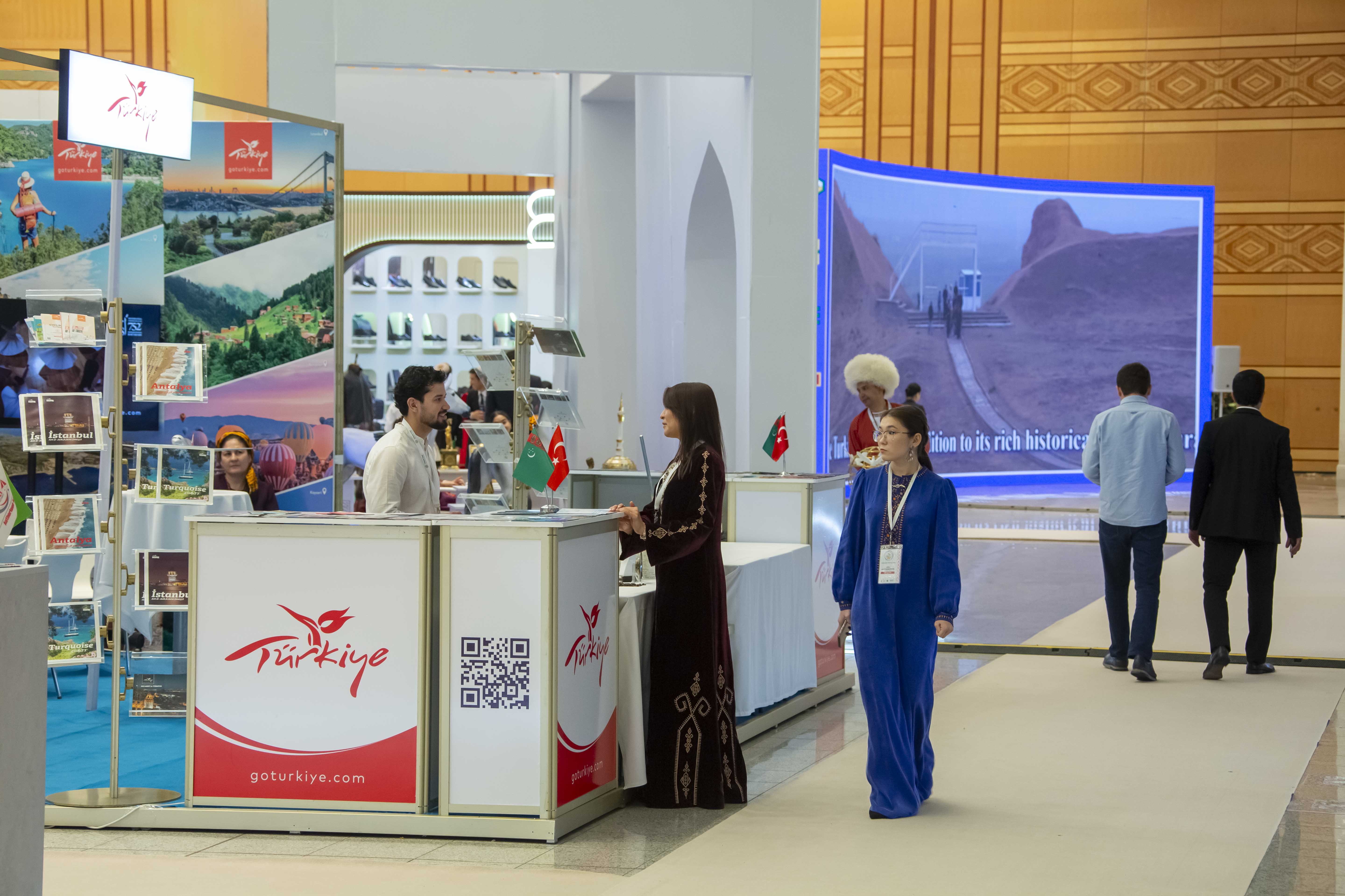 В столице проходит международный форум, посвящённый туристической отрасли