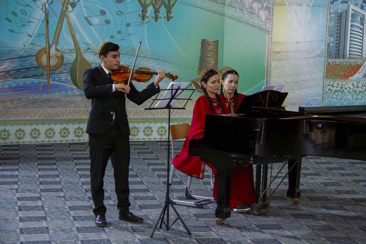 A chamber concert of classical music took place in Ashgabat