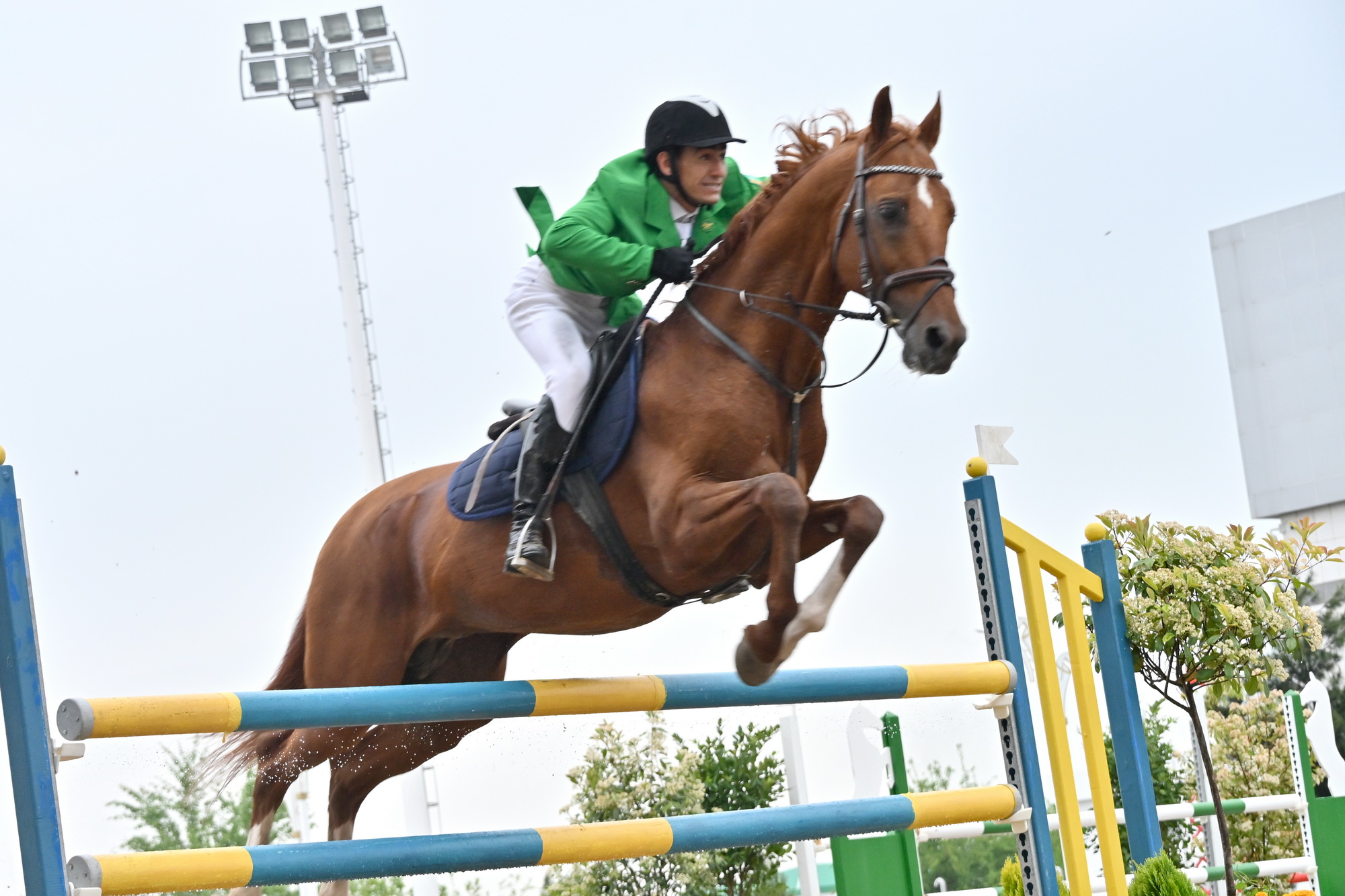 В Ашхабаде прошли соревнования по конкуру