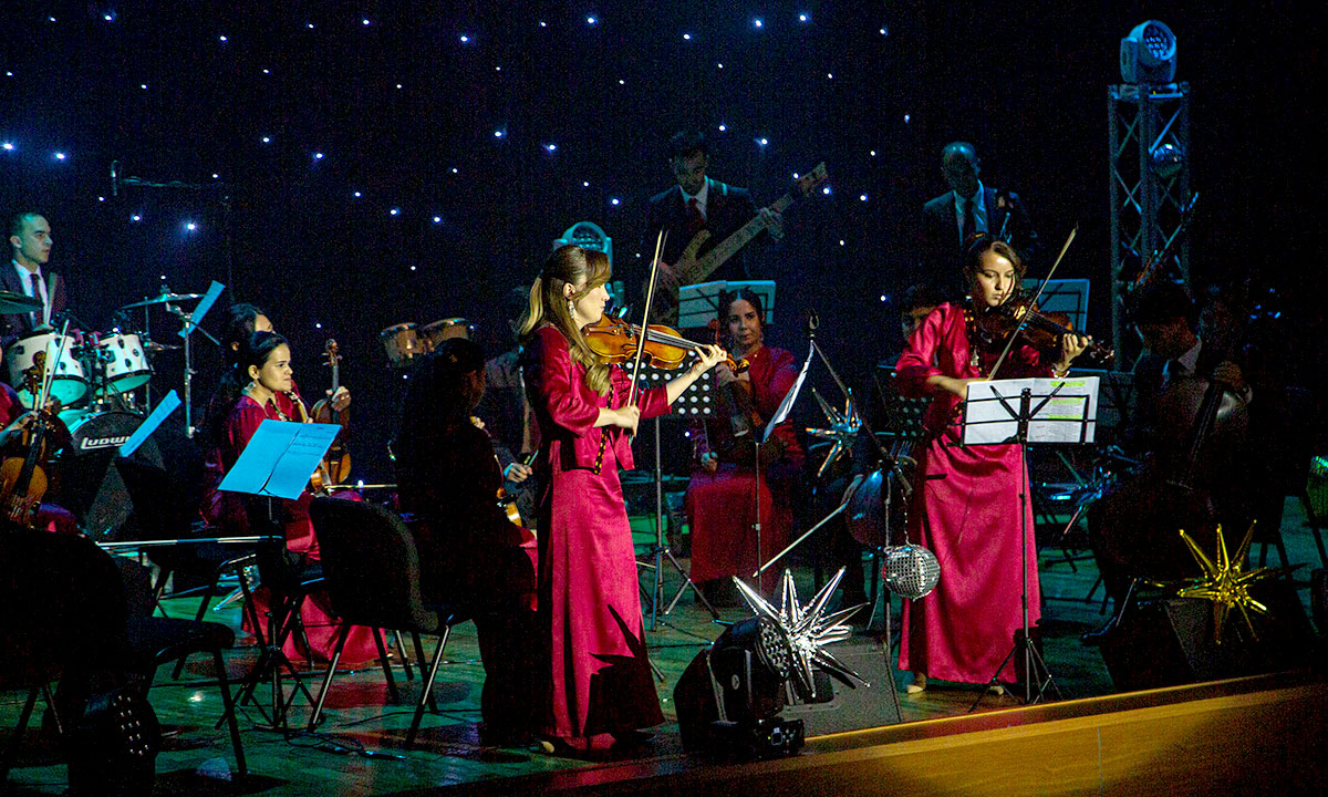 «Melodiýa» orkestriň konserti üstünlige beslendi