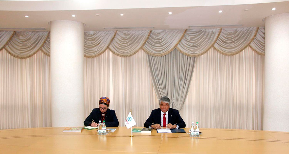 Minister of Foreign Affairs of Turkmenistan met with the Secretary-General of TURKSOY