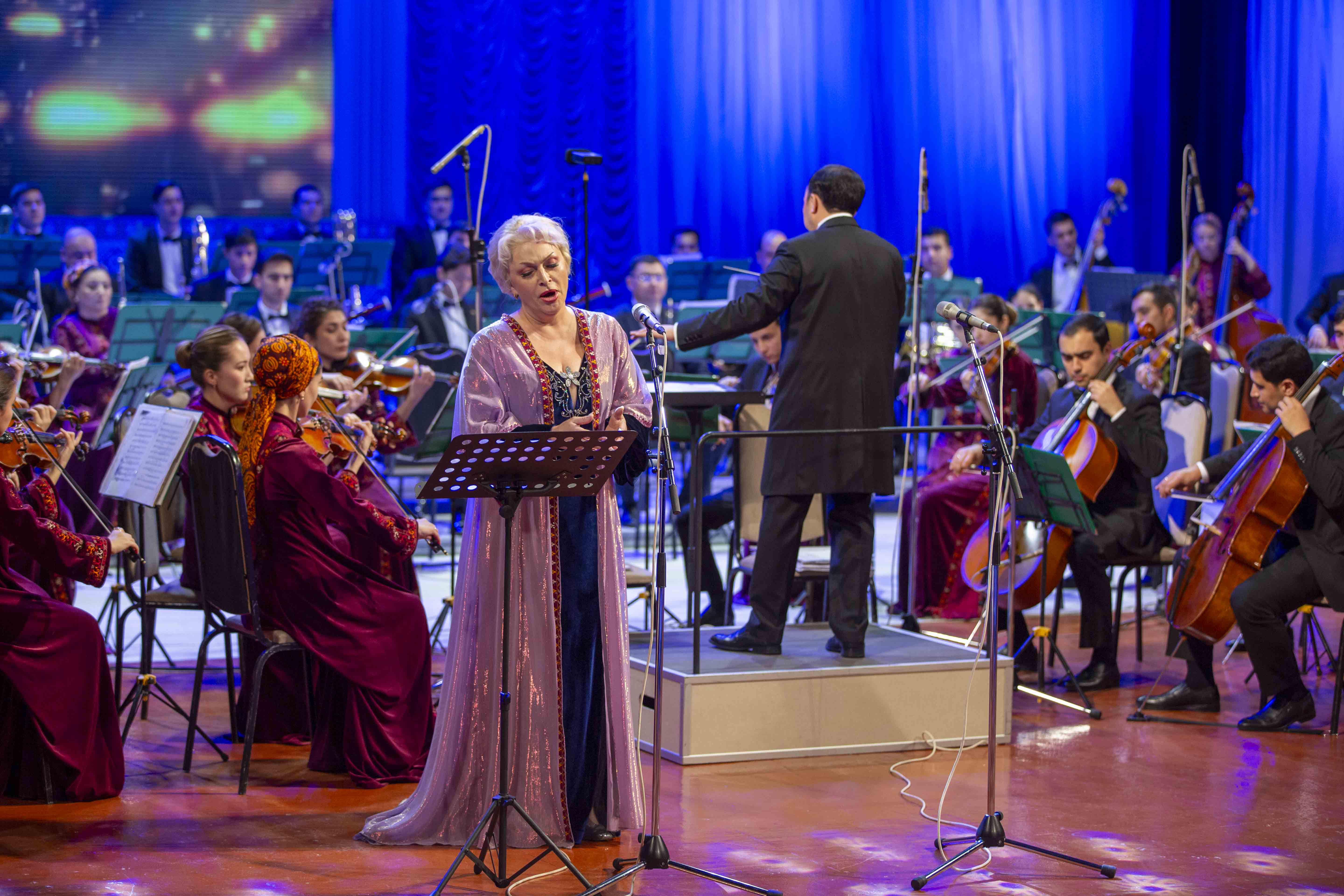 Weli Muhadowyň doglan gününiň 110 ýyllygy mynasybetli konsert ýaýbaňlandyryldy