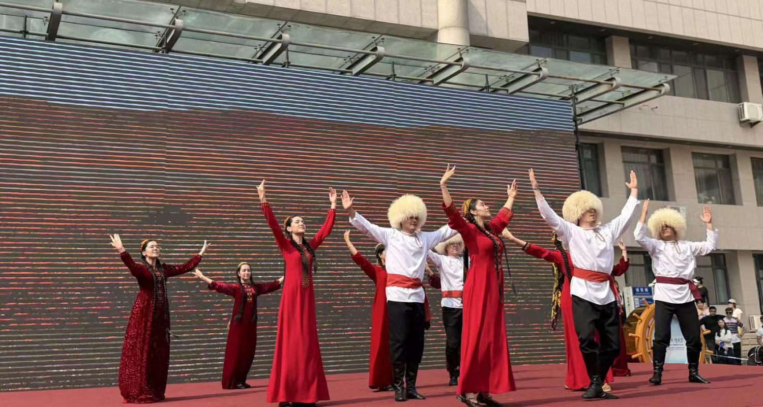 Turkmen youth presented the richness of national culture at an international festival in Beijing