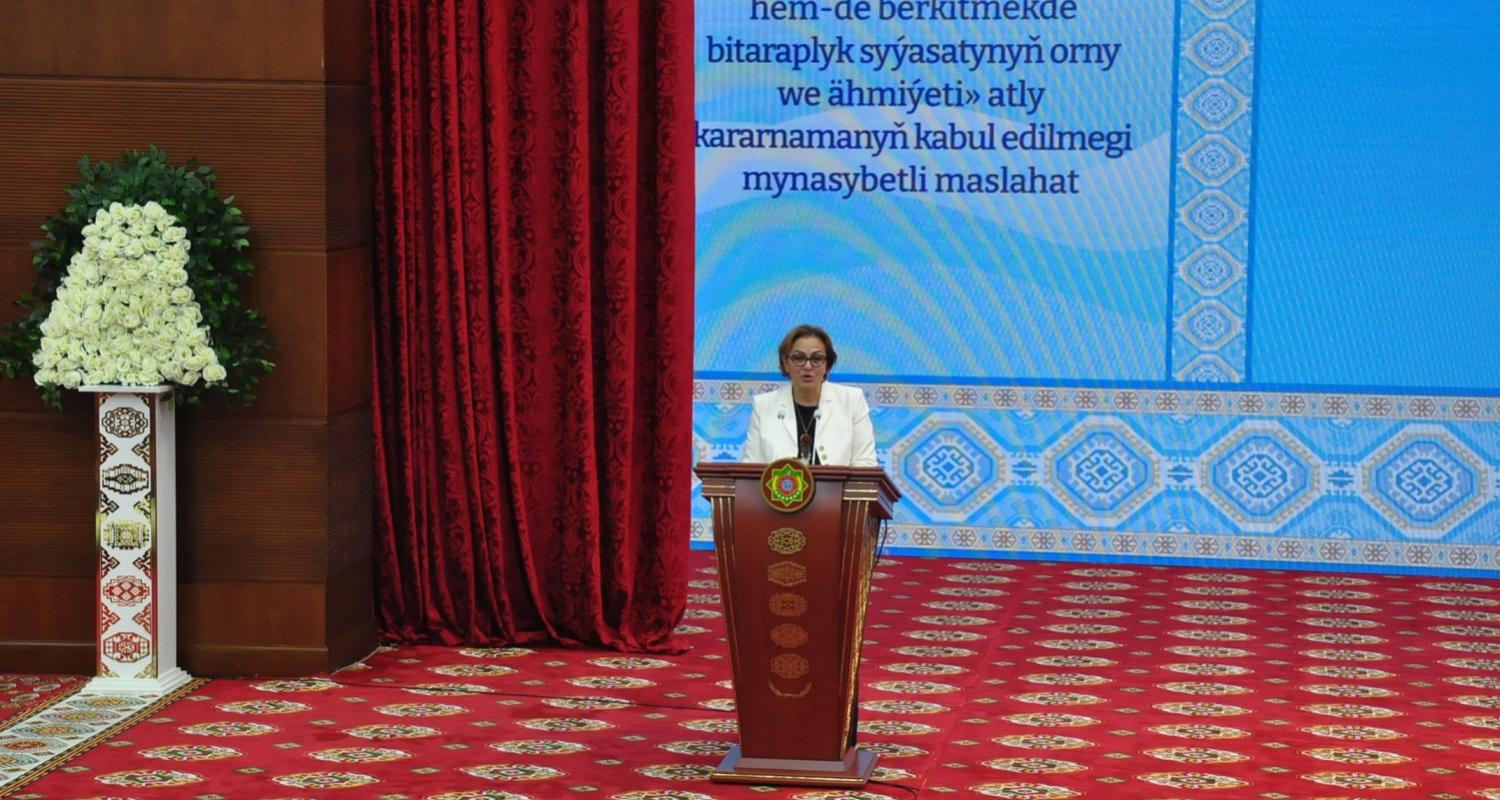 BMG-niň Baş Assambleýasynyň «Halkara parahatçylygy, howpsuzlygy we durnukly ösüş işini goldamakda hem-de berkitmekde bitaraplyk syýasatynyň orny we ähmiýeti» atly Kararnamasyna bagyşlanan maslahat