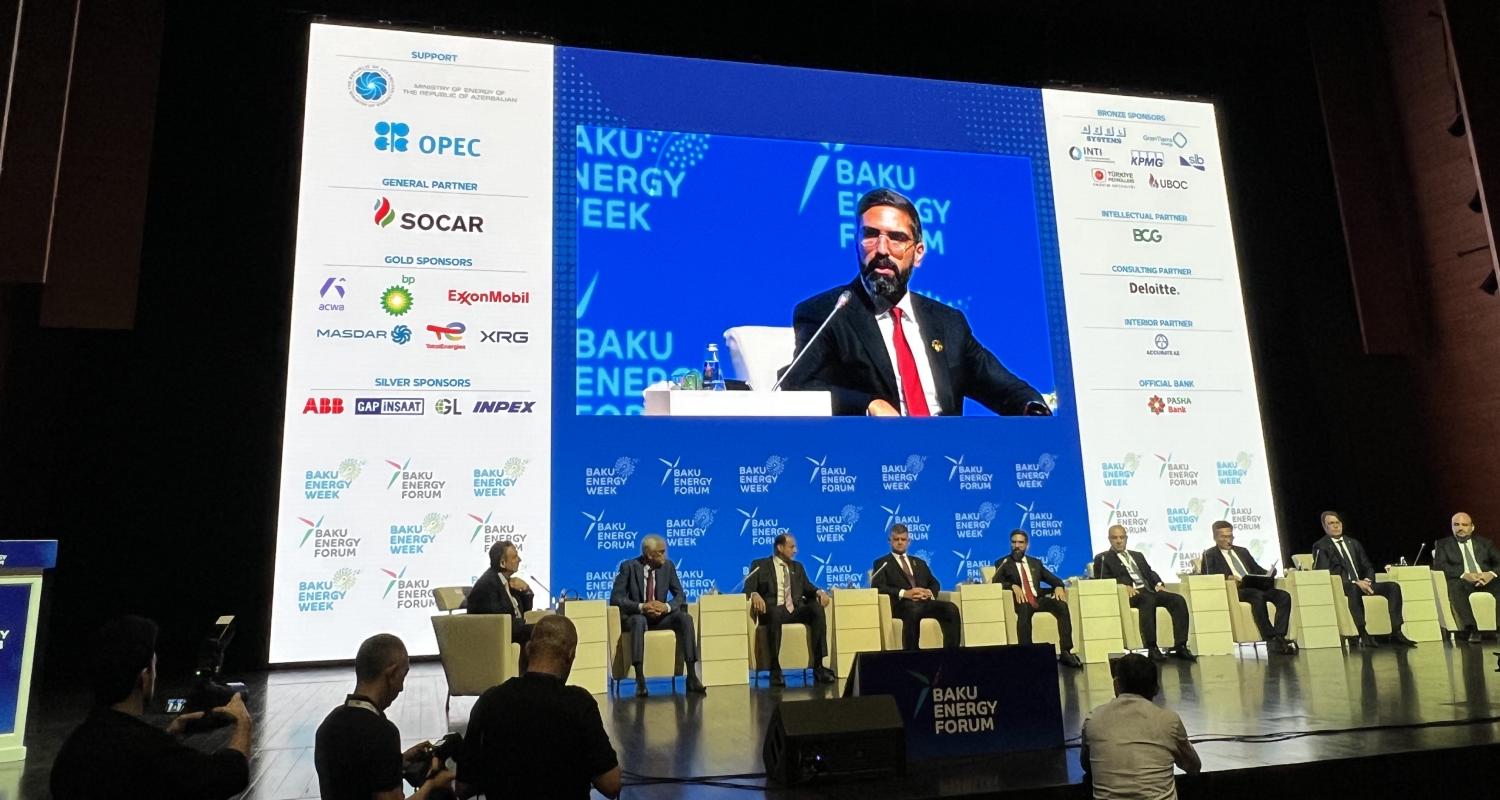 Türkmenistanyň wekiliýeti Baku Energiýa hepdeligine gatnaşýar