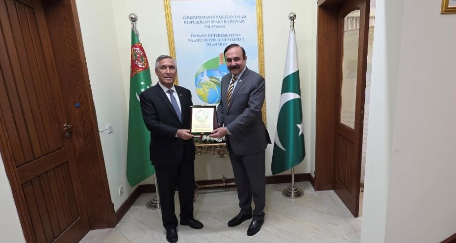 Pakistanyň Parlament işleri boýunça federal ministri Türkmenistanyň Yslamabatdaky Ilçihanasyna bardy