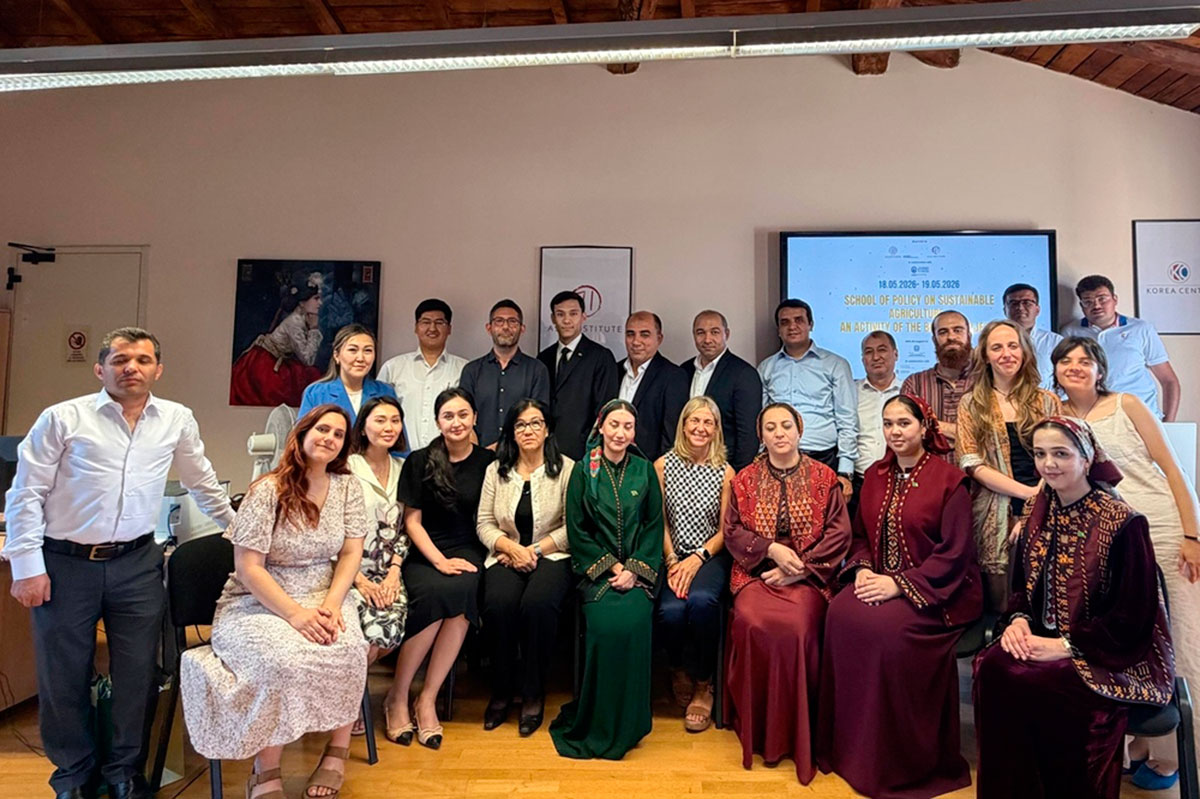 Turkmen Delegation Participates in International Training Seminar in Italy