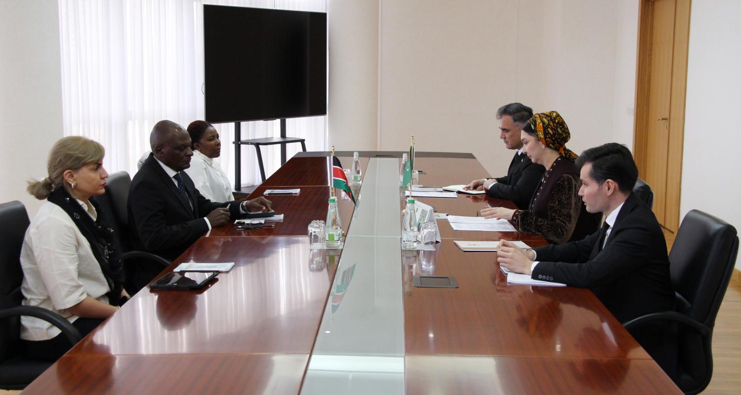 The Ambassador of the Republic of Kenya presented copies of his credentials at the MFA of Turkmenistan