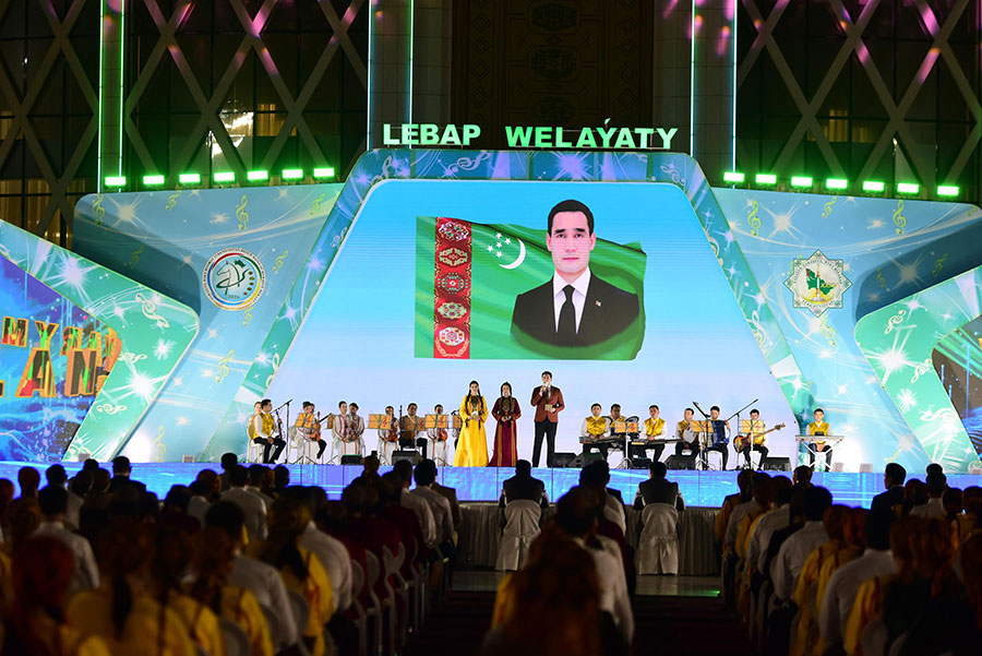 Jeýhunyň kenaryndaky «Ýaňlan, Diýarym!» telebäsleşiginiň ýaňy