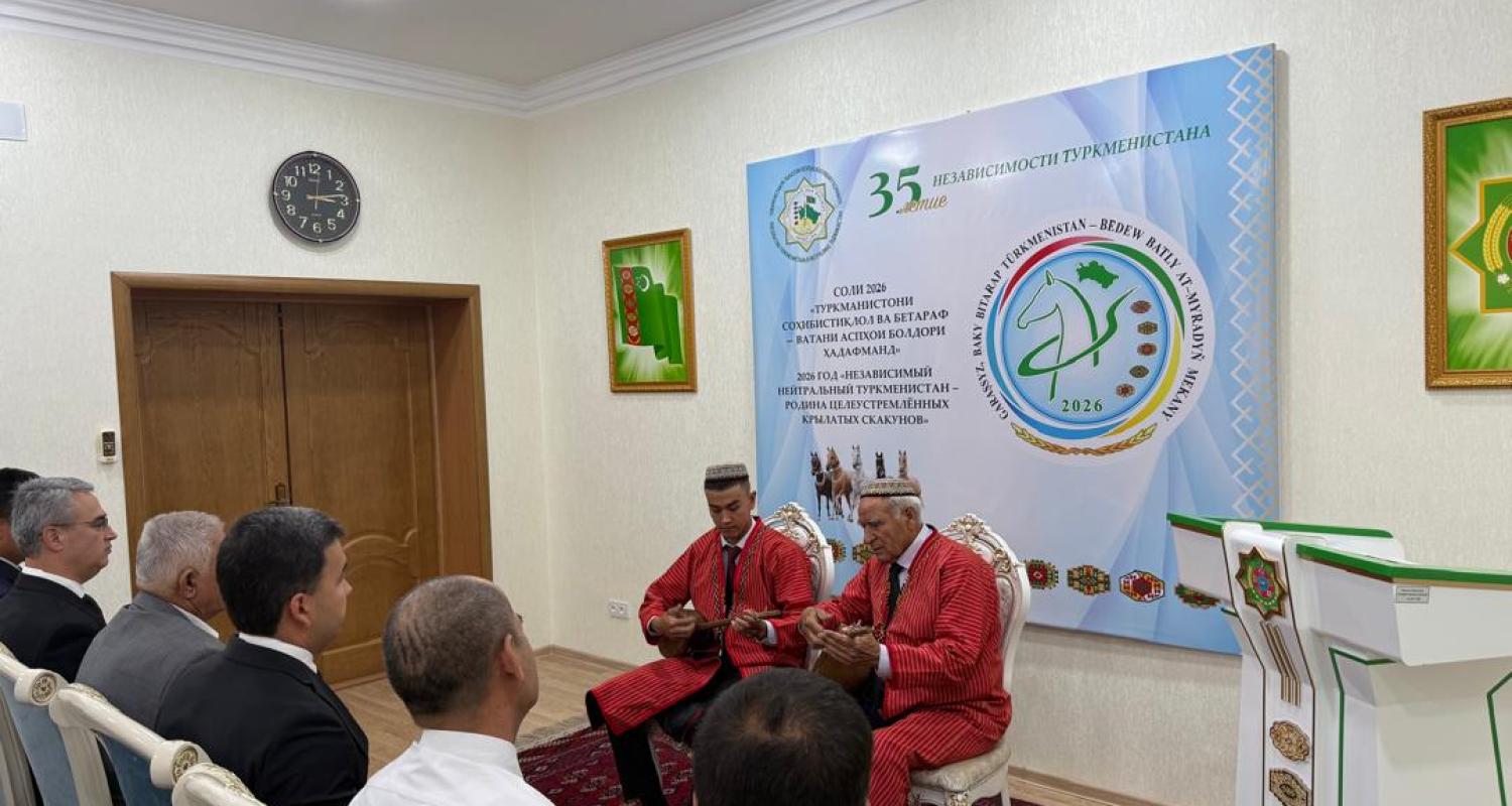 Türkmenistanyň Duşenbedäki Ilçihanasynda Türkmenistanyň Halk Maslahatynyň öňde boljak mejlisiniň we BMG-niň Baş Assambleýasynyň «Halkara hukugynyň ýyly, 2028-nji ýyl» atly Kararnamasynyň ähmiýetine bagyşlanan maslahat geçirildi