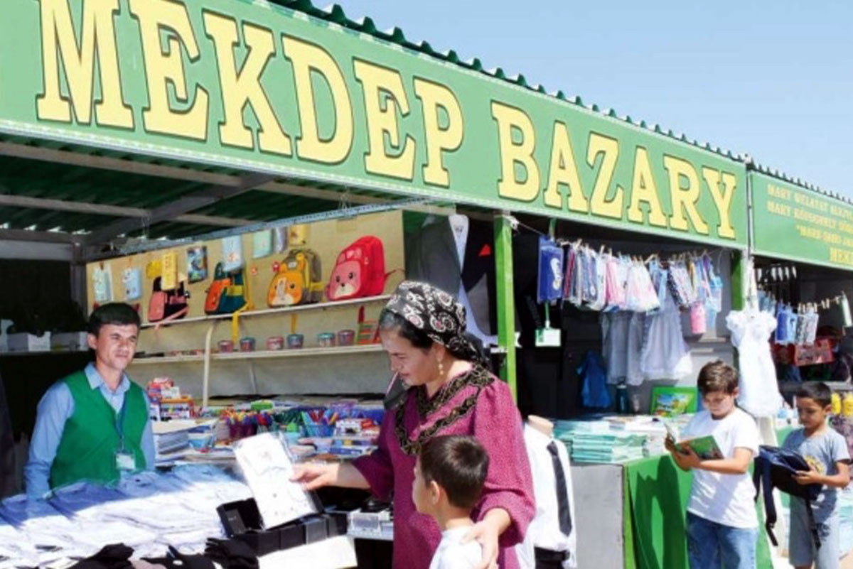 Mekdep bazarlarynda gyzgalaňly söwda artýar