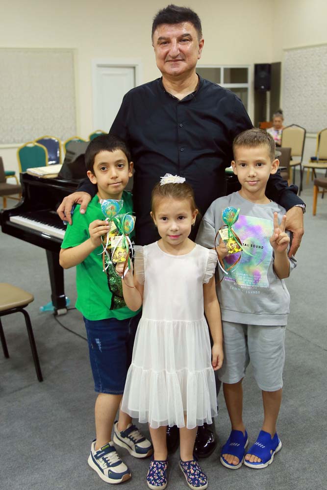 Vladimir Mkrtumov Becomes a Real Detective in an Investigation into Musical Mysteries