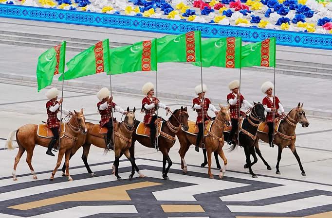 Национальный Лидер туркменского народа: ахалтекинский скакун выступает одним из символов суверенитета и национального достоинства туркменского народа