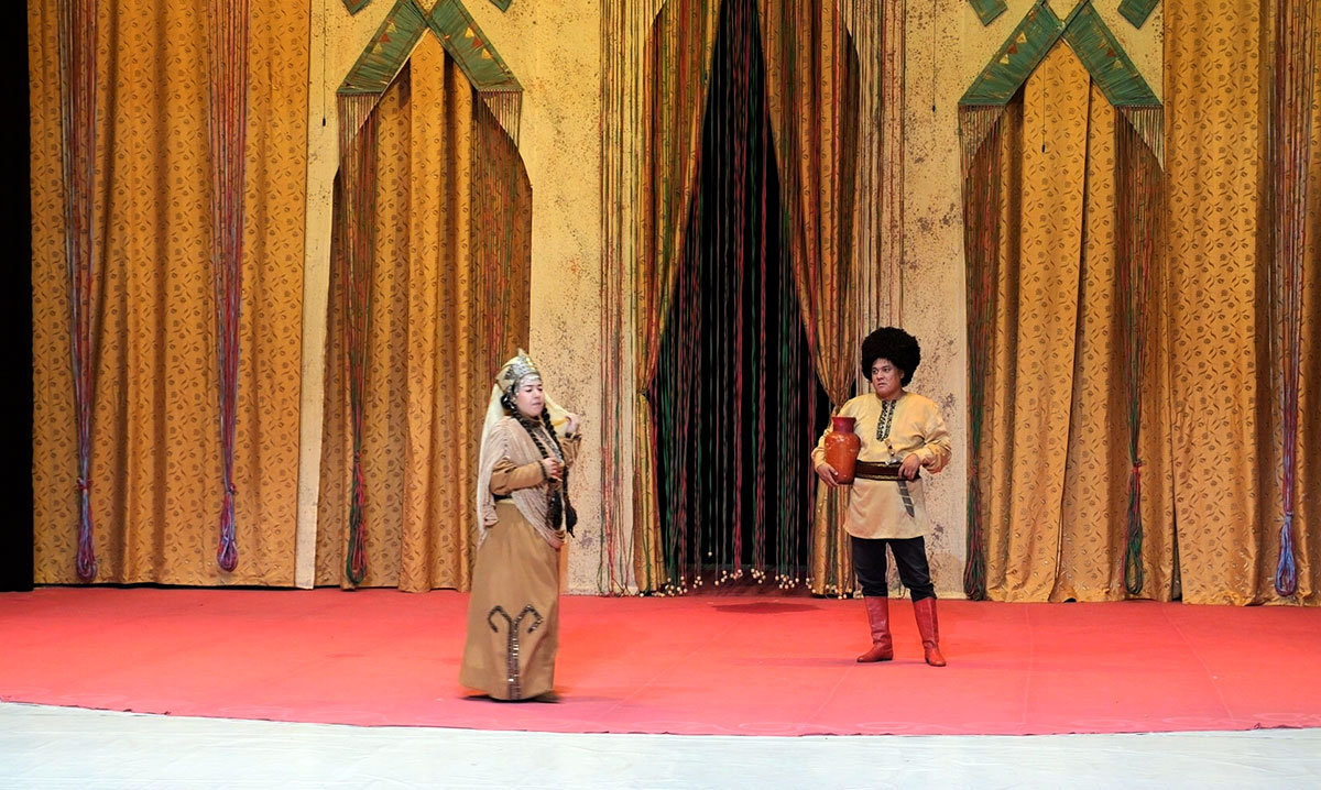 Teatryň täze sahna eseri — şanly baýrama toý sowgady