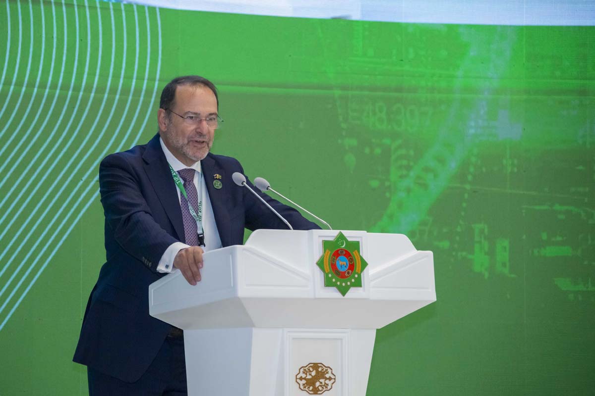 В Ашхабаде проходит Инвестиционный форум