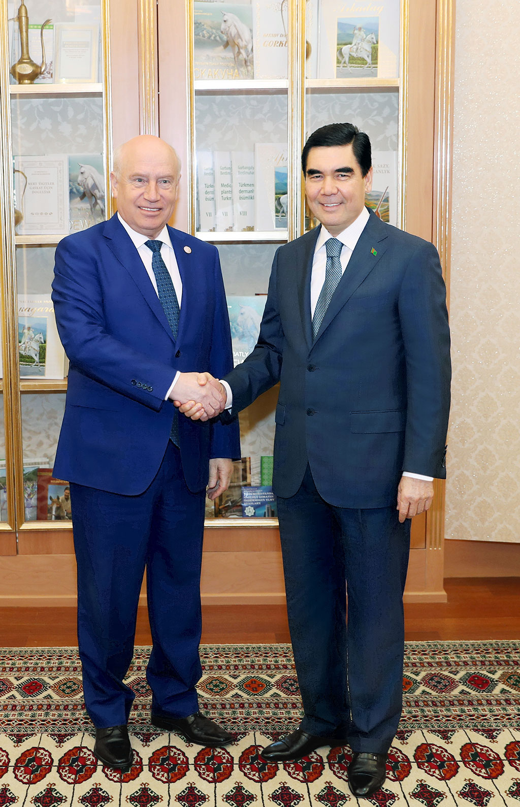 news-photo