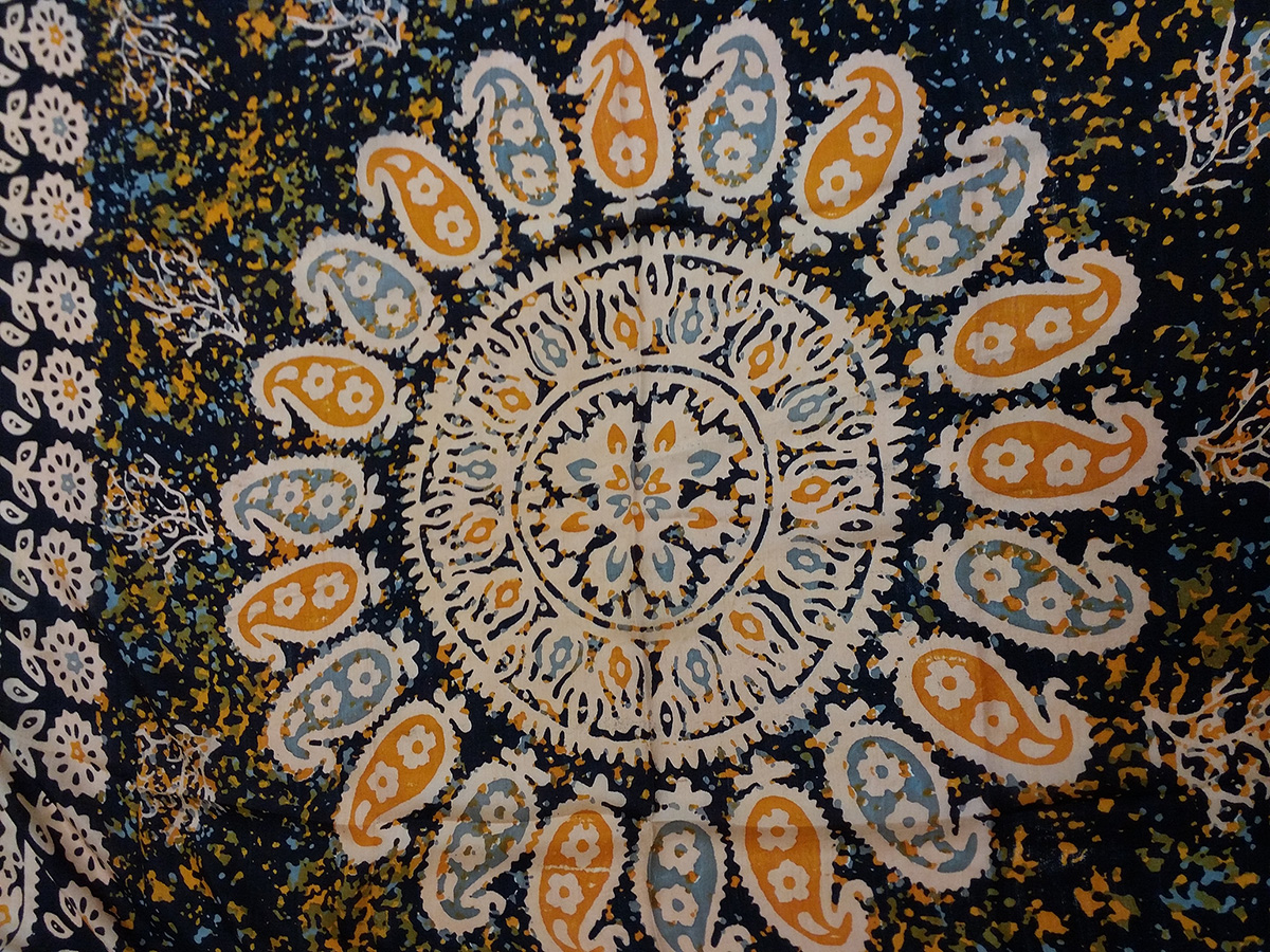 Вечное счастье на плечах женщины