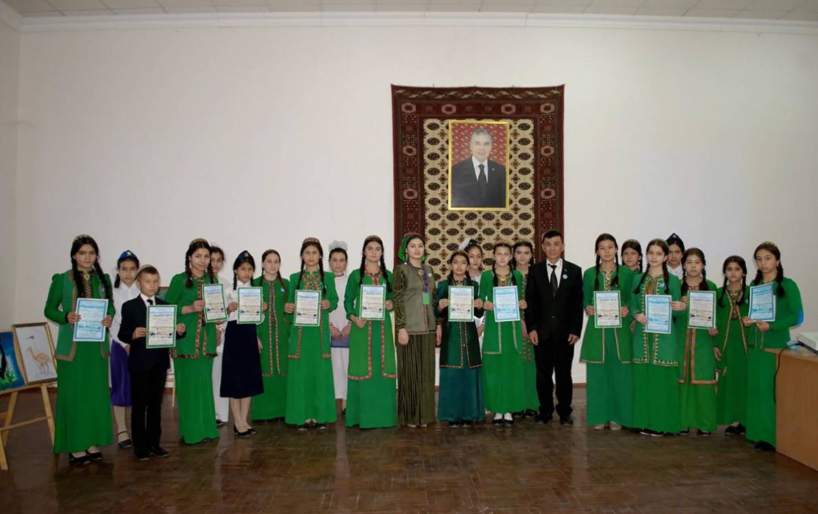 Mekdepde ekologiýa  baýramy -- Durnalar  güni bellenildi