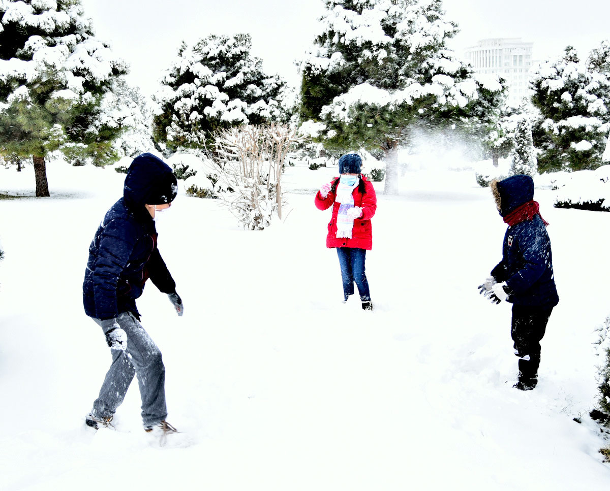 Фоторепортаж: зимний каприз весны или морозная улыбка марта