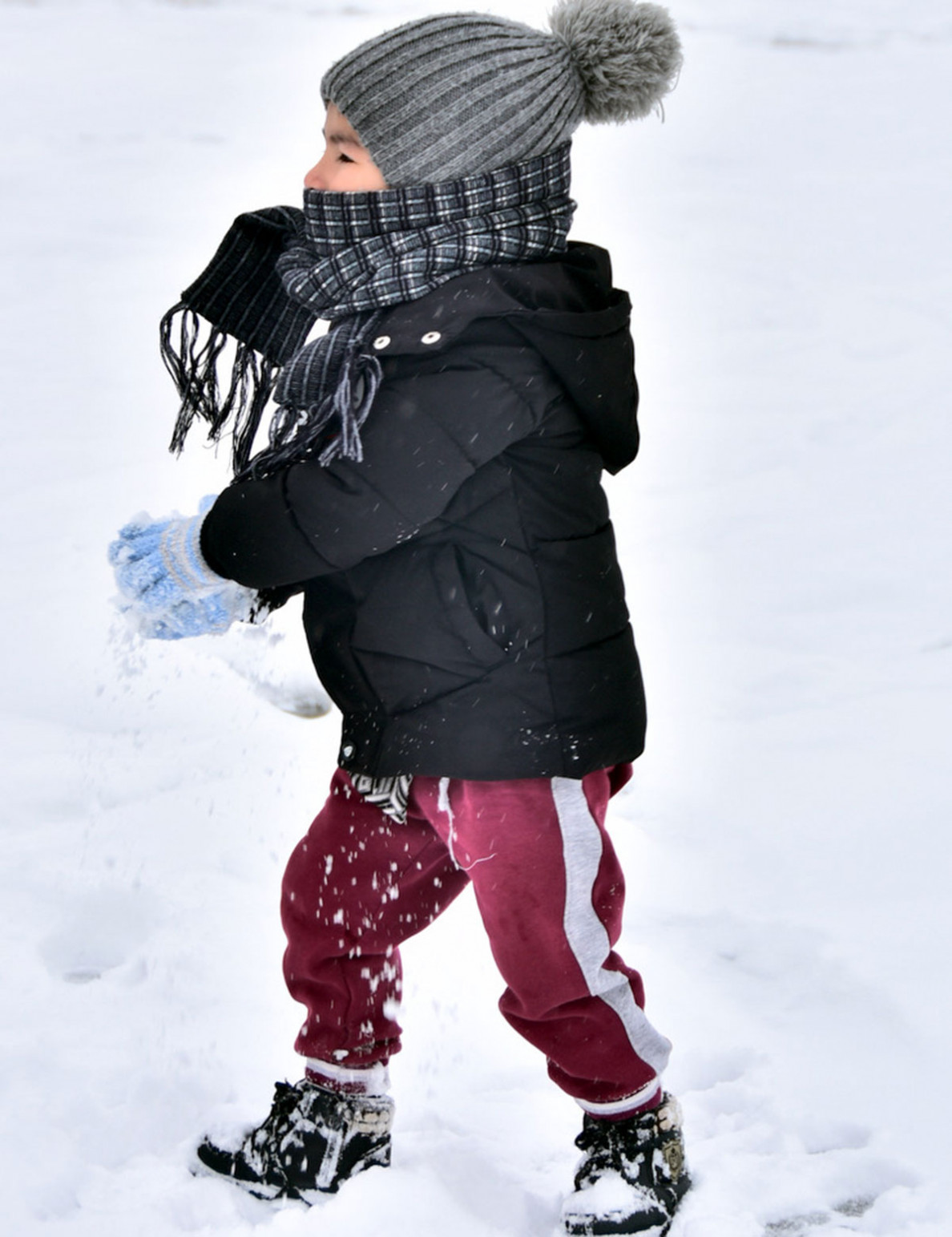 Fotoreportaž: baharyň gyş öwüşgini ýa-da martyň aýazly oýny