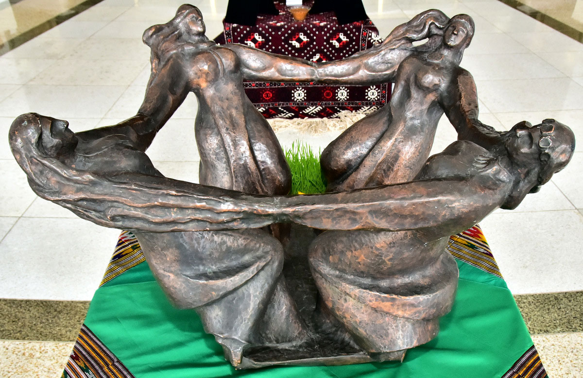 Новруз: праздник глазами туркменских художников