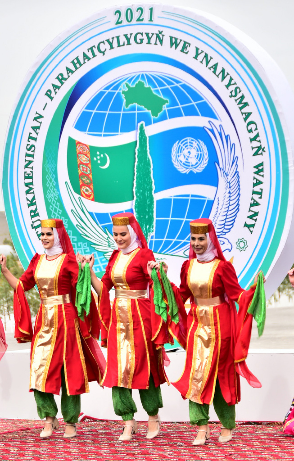 Nowruz: Colors of celebration and new interpretation of ancient traditions