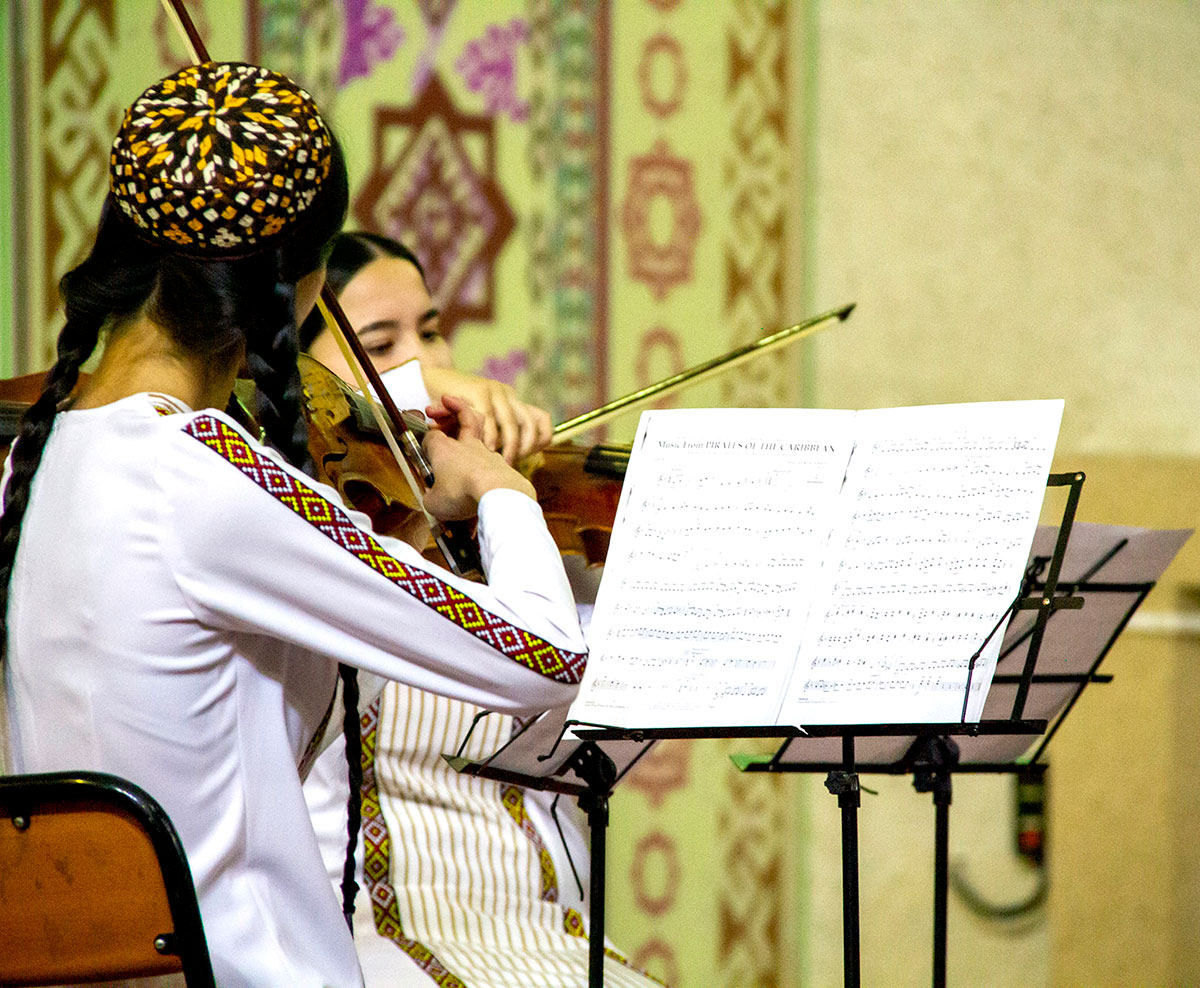 Традиции, классика, современность: новое прочтение известных мелодий