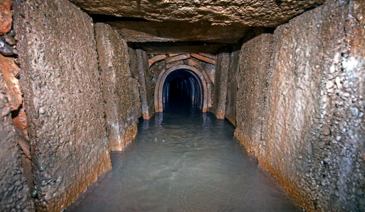 History of city in destiny of people: 1000 years old tradition