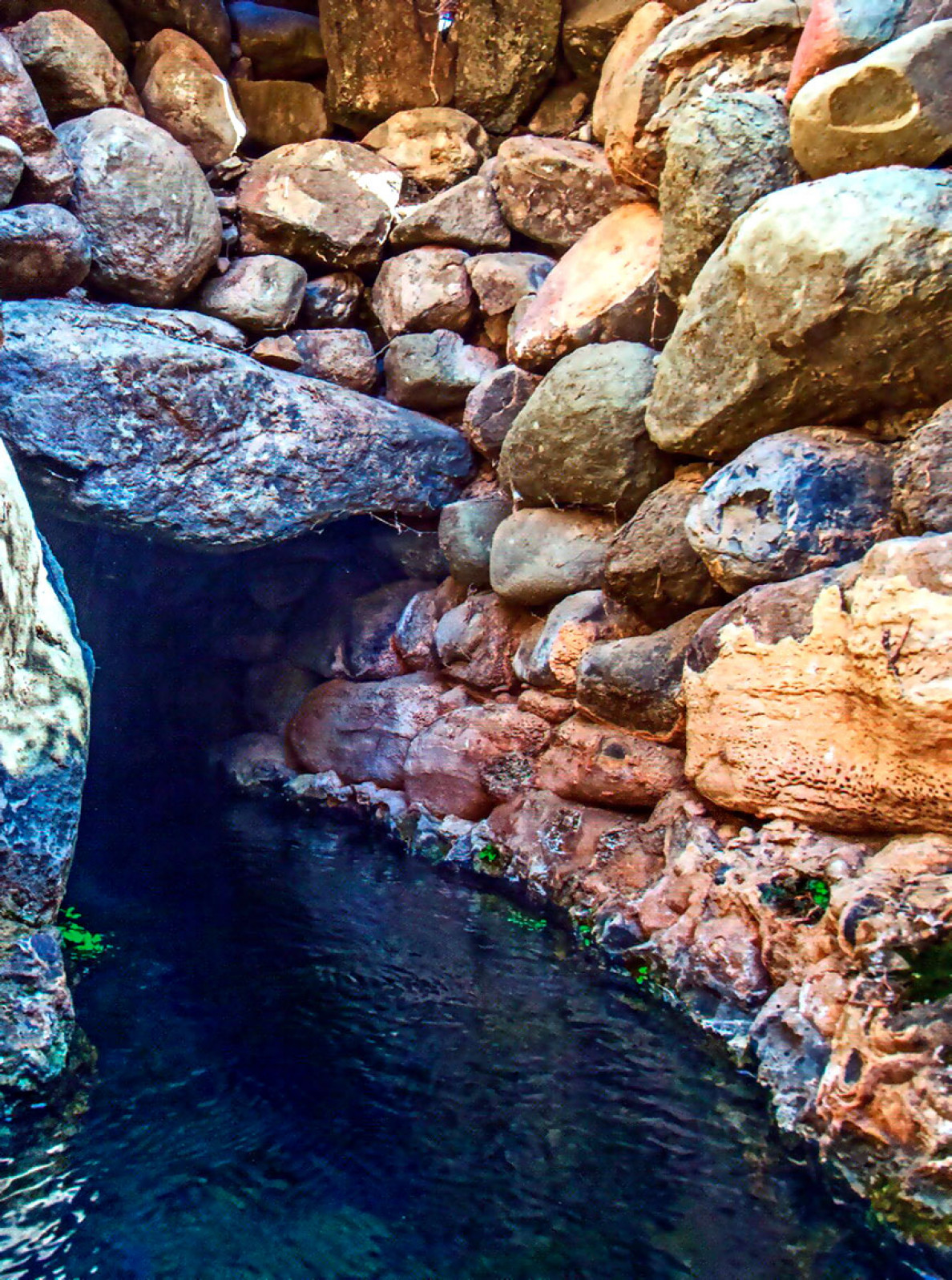 Şäheriň taryhy adamlaryň ykbalynda: müň ýyllyk däpler