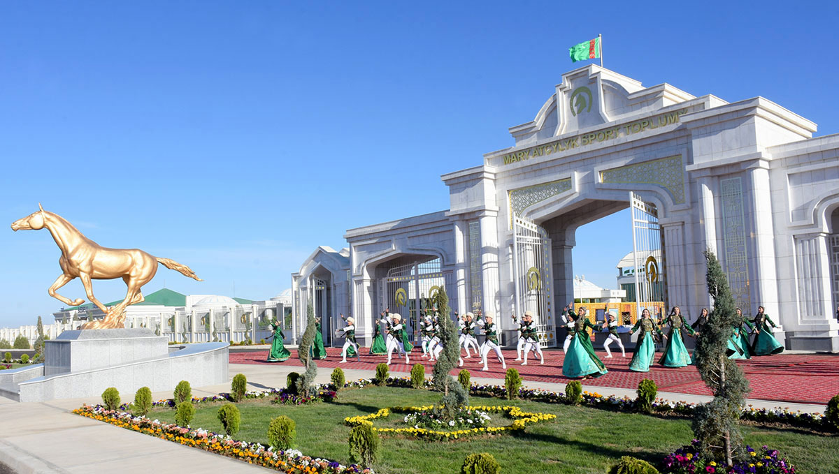 The events in Mary Region in honor Turkmen horse: races and conference