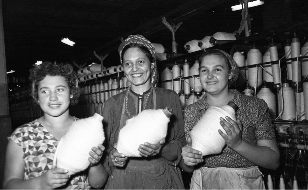 Aşgabadyň nah mata kombinaty: türkmen senagatynyň ilkinji kärhanasy