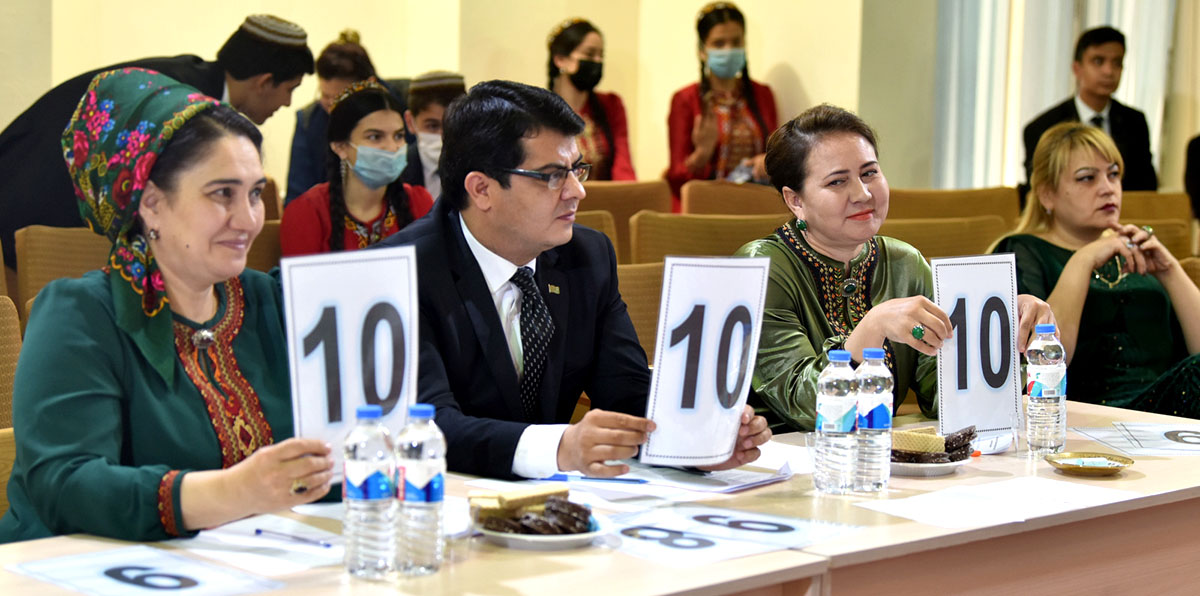 Конкурс вокалистов в национальной консерватории: новые имена, яркие выступления