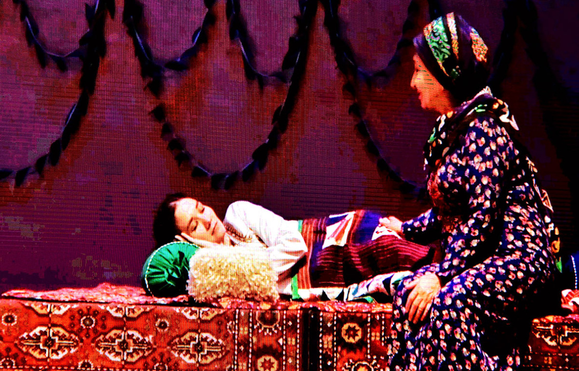 Milli teatr bäsleşiginiň ikinji güni