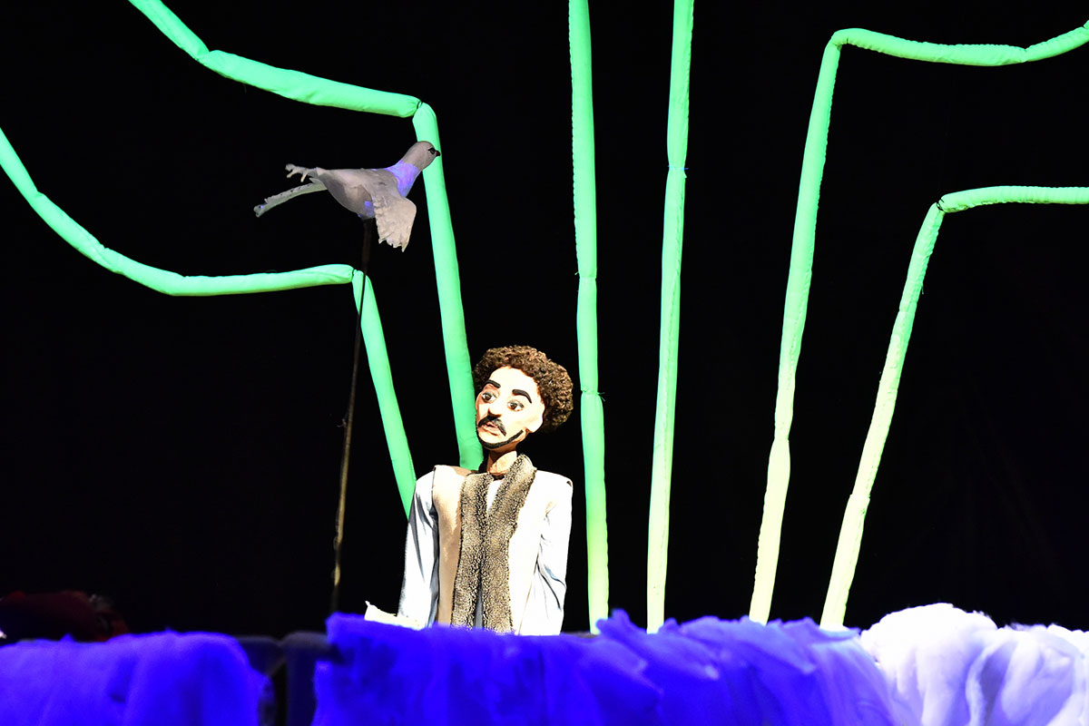 Диалог эпох и сказание о Джелалетдине: конкурсные работы театра кукол и балканского драмтеатра