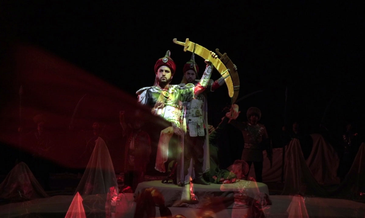 Диалог эпох и сказание о Джелалетдине: конкурсные работы театра кукол и балканского драмтеатра