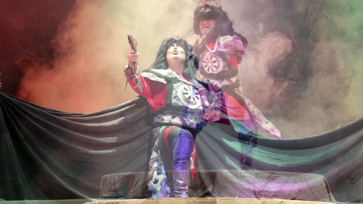 Диалог эпох и сказание о Джелалетдине: конкурсные работы театра кукол и балканского драмтеатра