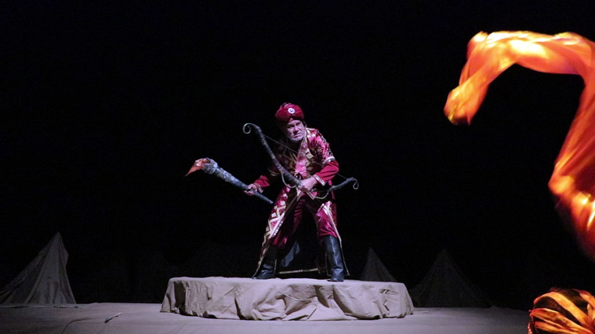 Диалог эпох и сказание о Джелалетдине: конкурсные работы театра кукол и балканского драмтеатра