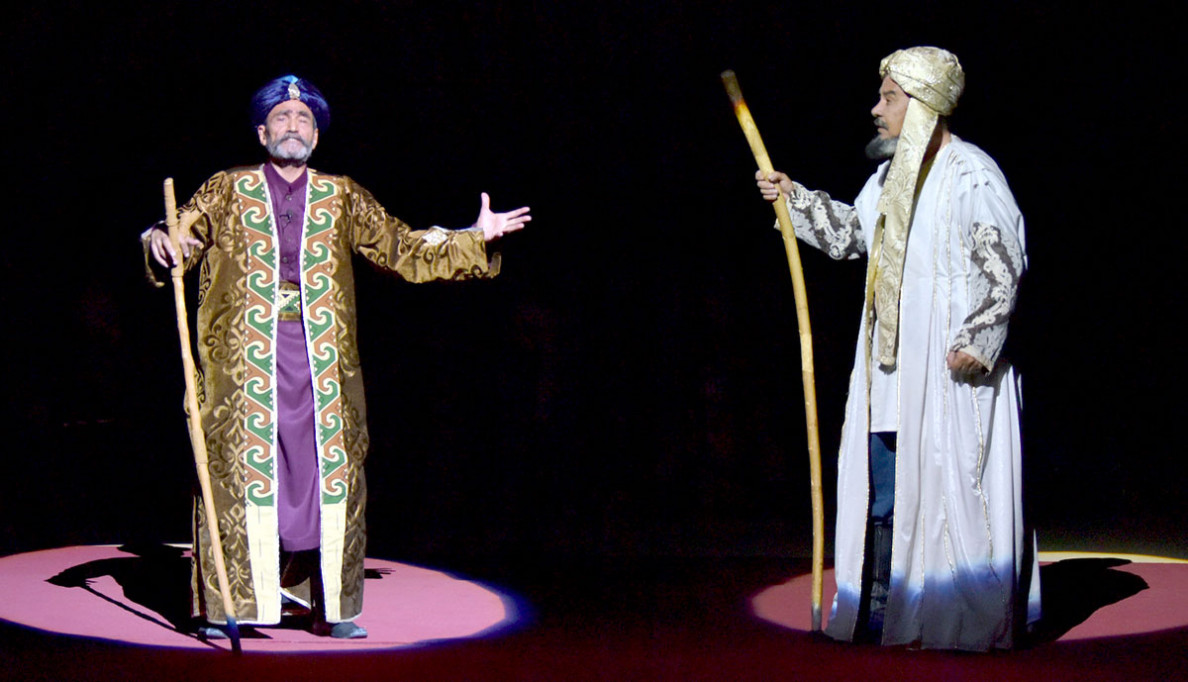 Derek agajy we maşgala bagty hakda rowaýat - Baş drama teatrynyň sahna hekaýaty