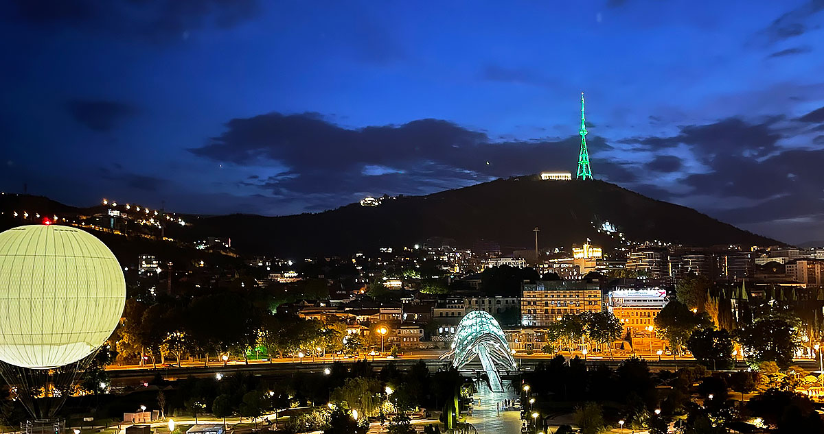Tbilisi TV Tower shines with color of Turkmen flag