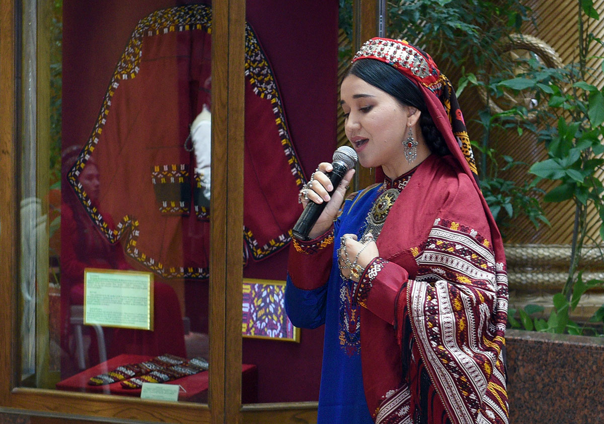 Ogulabat ejäniň kalbynyň mähri siňen sungat