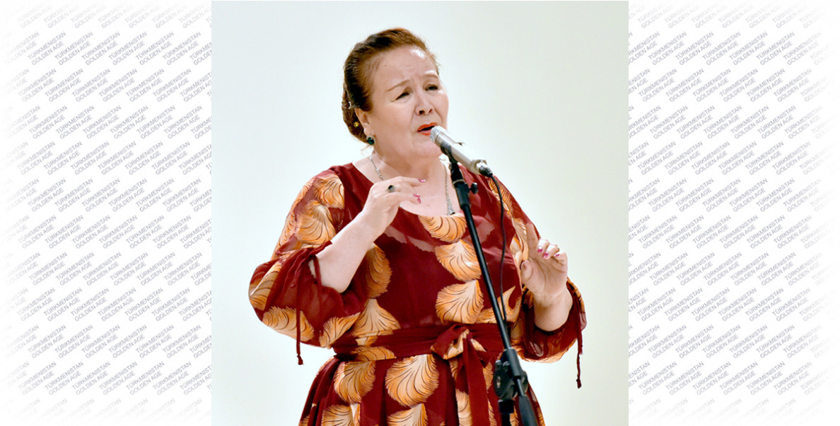 Bahar kalplarda nagma kakýar: Aşgabatda GDA halklarynyň aýdym-sazlary ýaňlandy