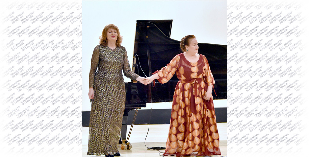 Spring in the Heart: Songs from CIS Countries Performed in Ashgabat