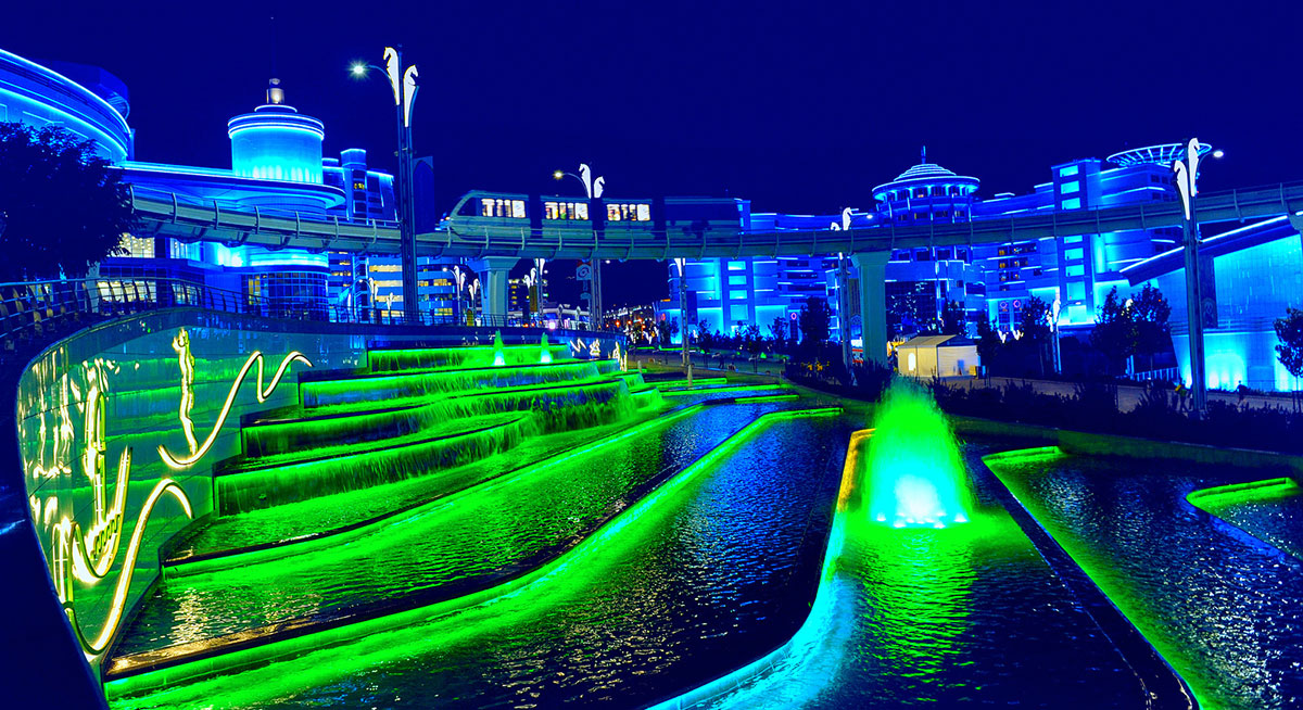 Фоторепортаж: поэтика вечернего Ашхабада