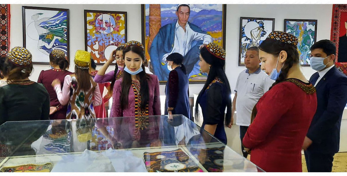 Özbek şahyry Abdylla Arypowyň eserleri türkmen diline terjime edildi