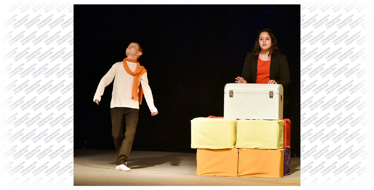 Юные артисты рассказали историю Маленького принца